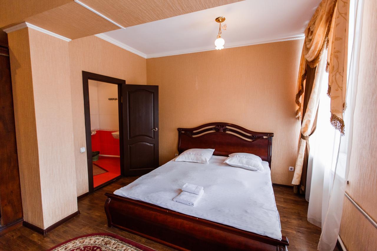 Hotel Altay Leninogorsk Buitenkant foto