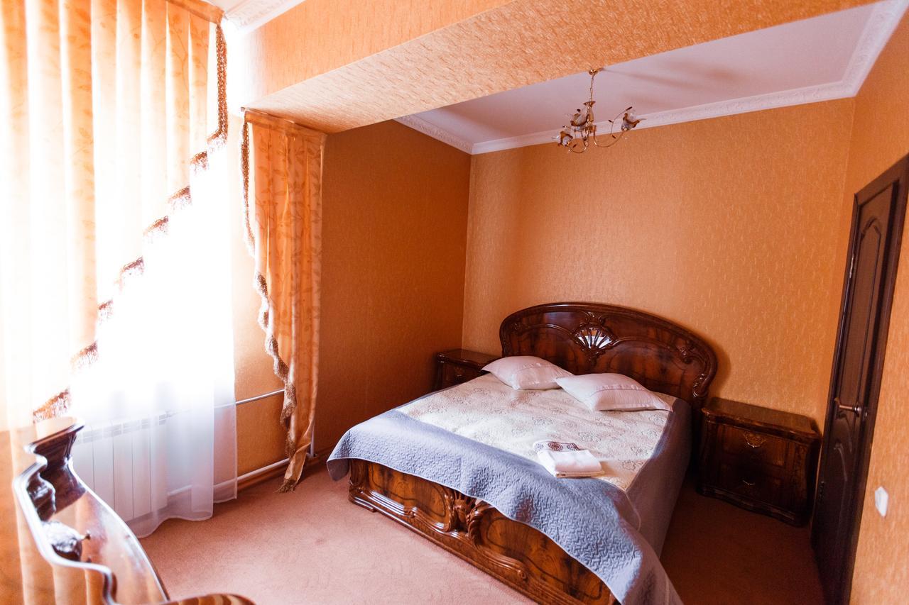Hotel Altay Leninogorsk Buitenkant foto